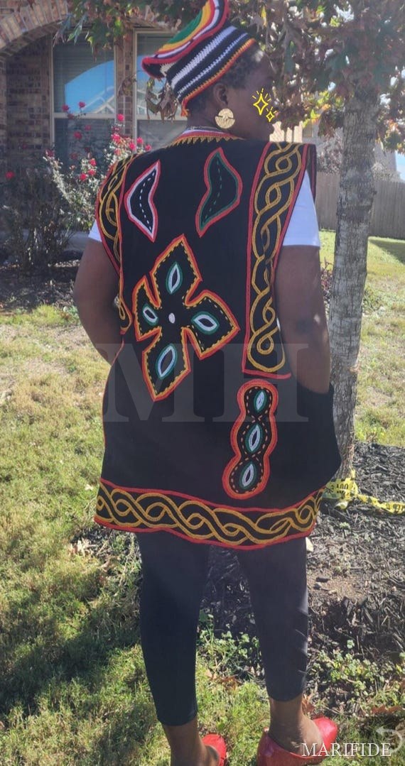 Toghu Embroidered Tunic Bamenda | Bamileke Cameroon Heritage Top | Traditional African Unisex Wear
